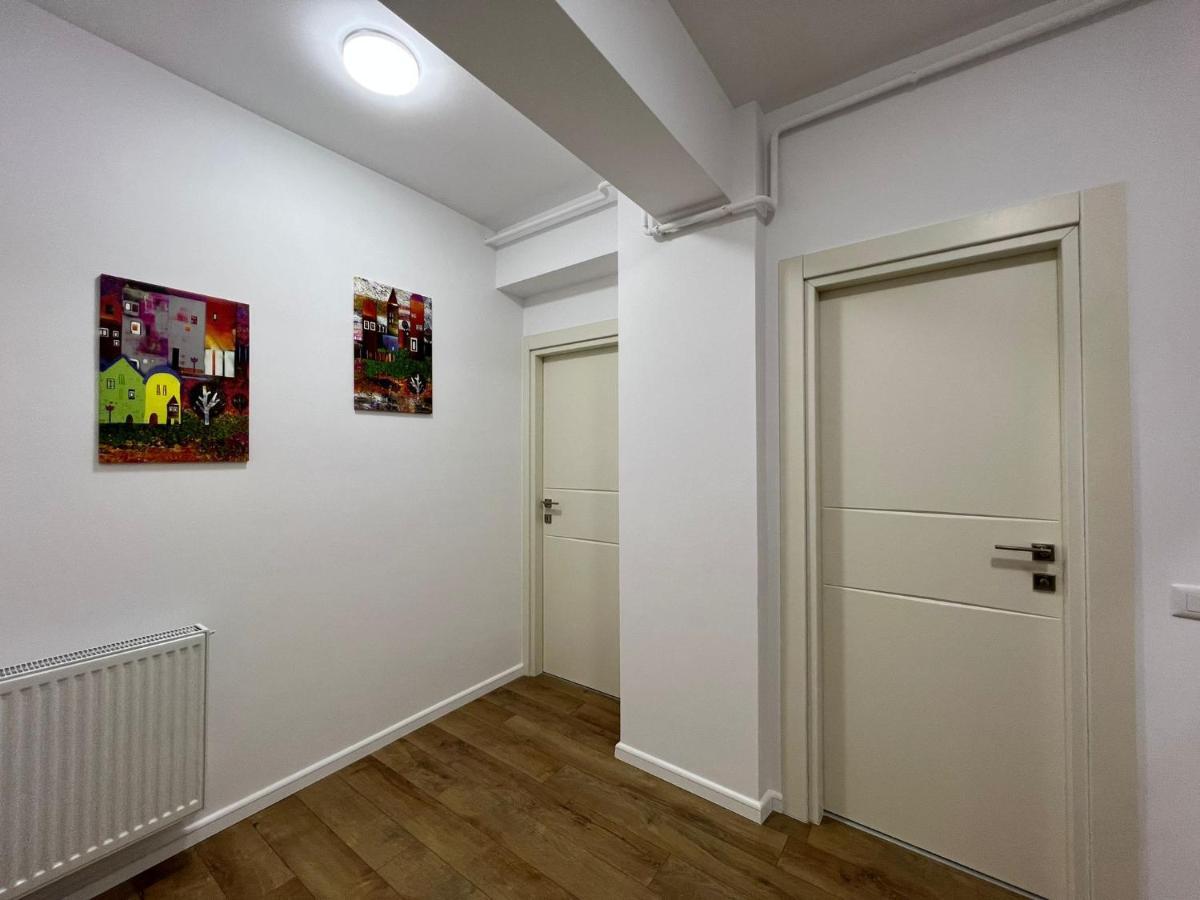 Perfect Host Palas 2 Rooms Iasi Exterior foto