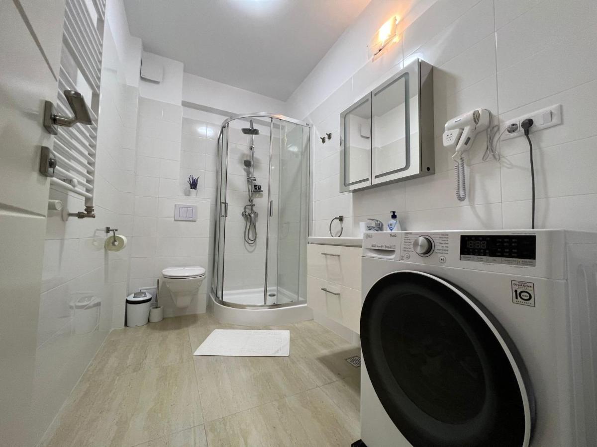 Perfect Host Palas 2 Rooms Iasi Exterior foto